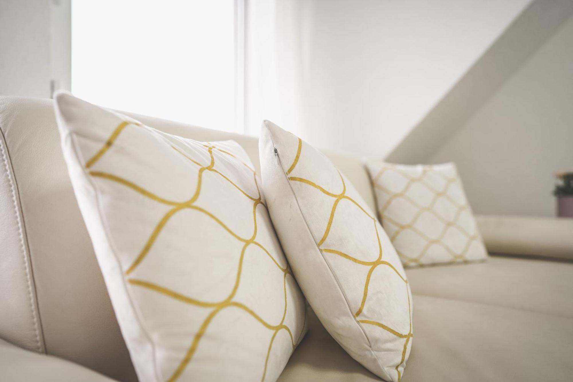 סאנקט לאון-רוט Luxus Maisonette Wohnung Am See, Wehome Premium מראה חיצוני תמונה